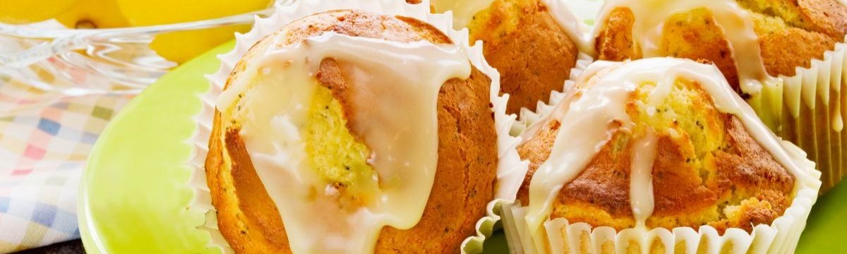 Pillekönnyű muffin sok citrommal, mákkal pöttyözve