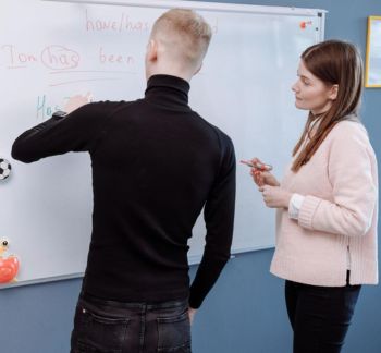 Öt módszer, hogy a korábban megtanult nyelv ne kopjon ki a mindennapjaidból